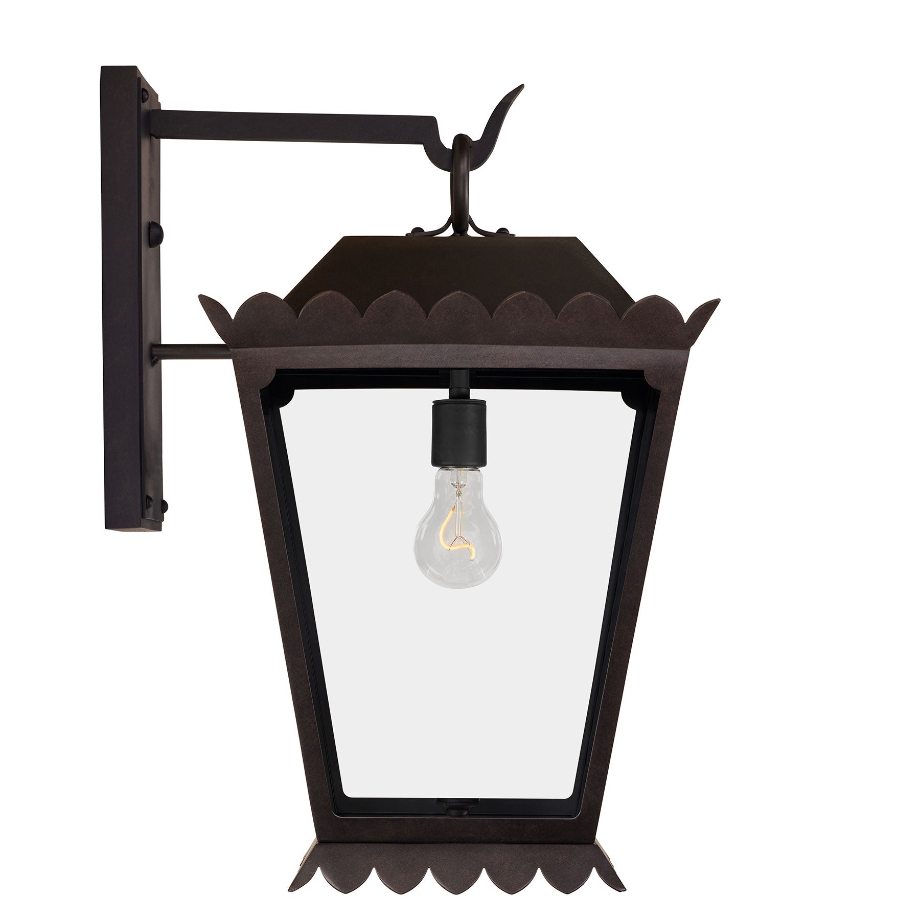 De La Guerra 03 Wall Arm Lantern