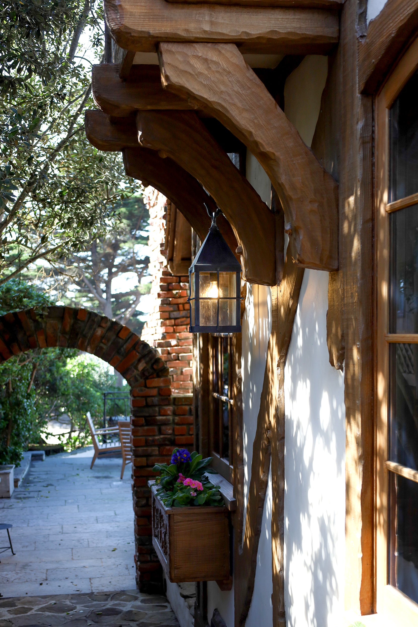 The Serena Arm Mount Light Fixture | Carmel by the Sea, Project by John Bambick